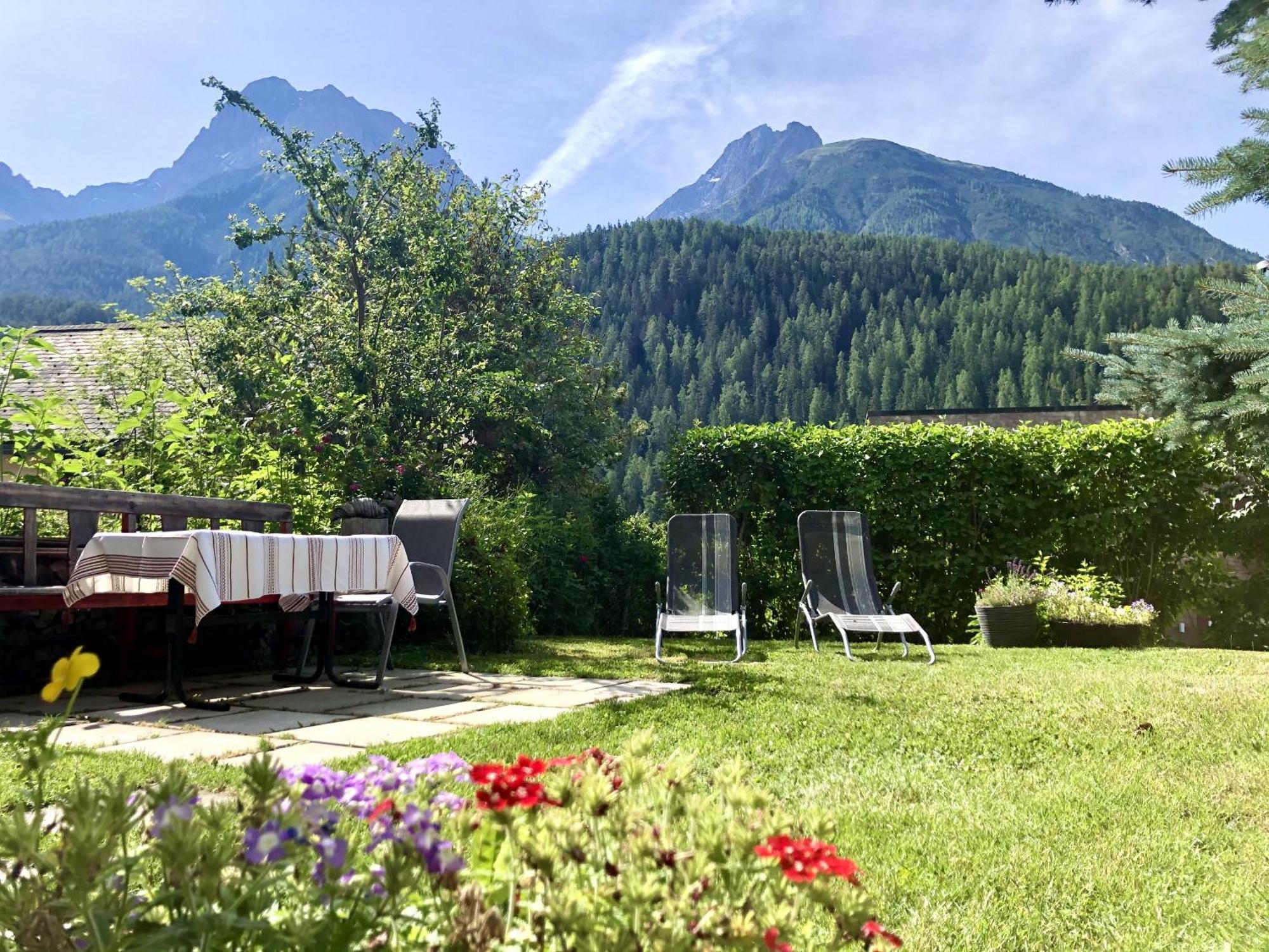 Chasa Avant Muglins Scuol Exterior foto